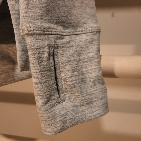 Heather Grey Apana Active Shirt - Picture 7 of 8